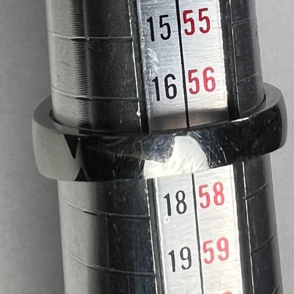 Unisex Stainless Steel Cubic Zirconia Ring Band Sz 8 Wedding Promise Jewelry - Picture 4 of 8